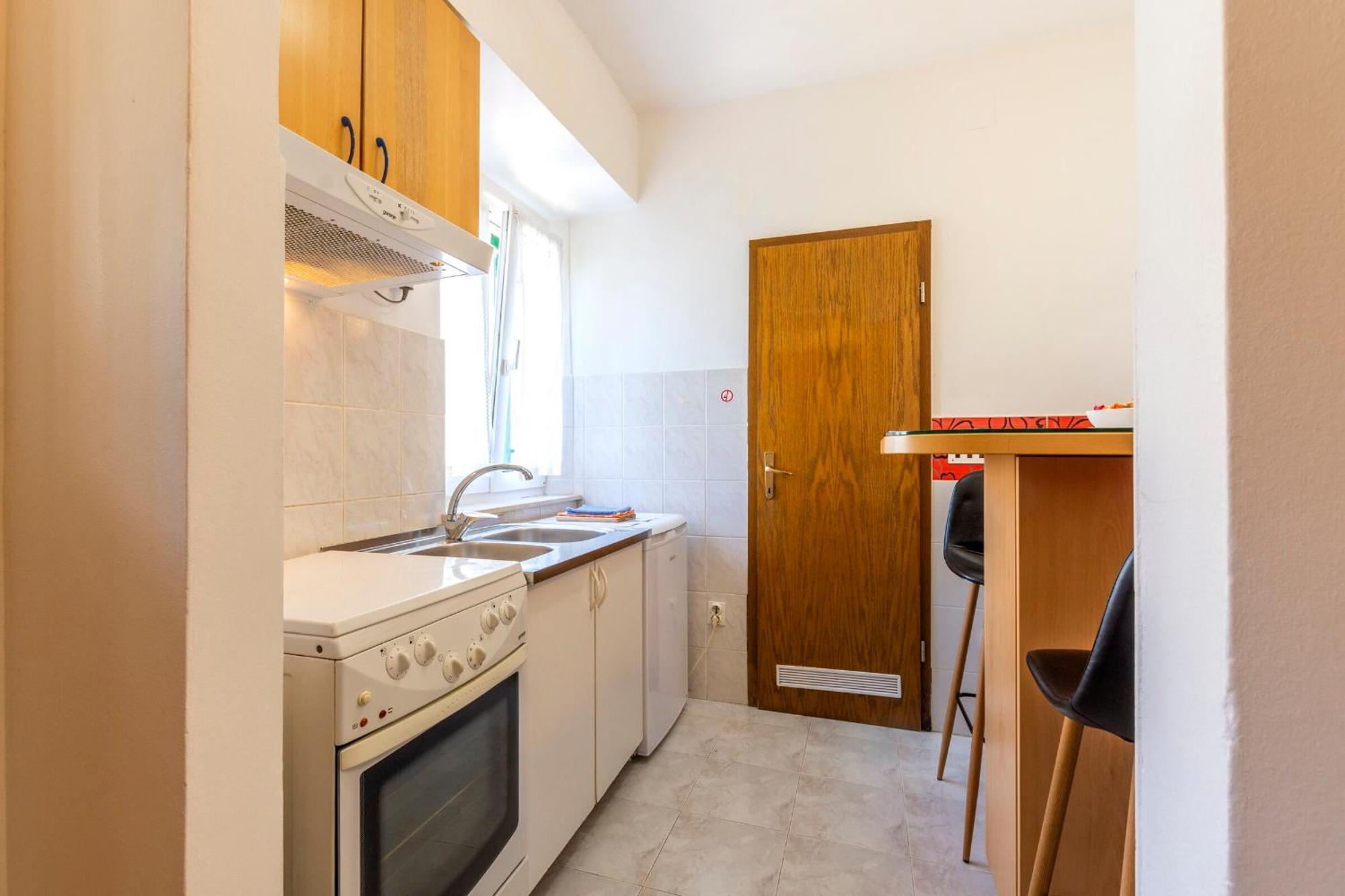 Center With Jacuzzi Apartment *