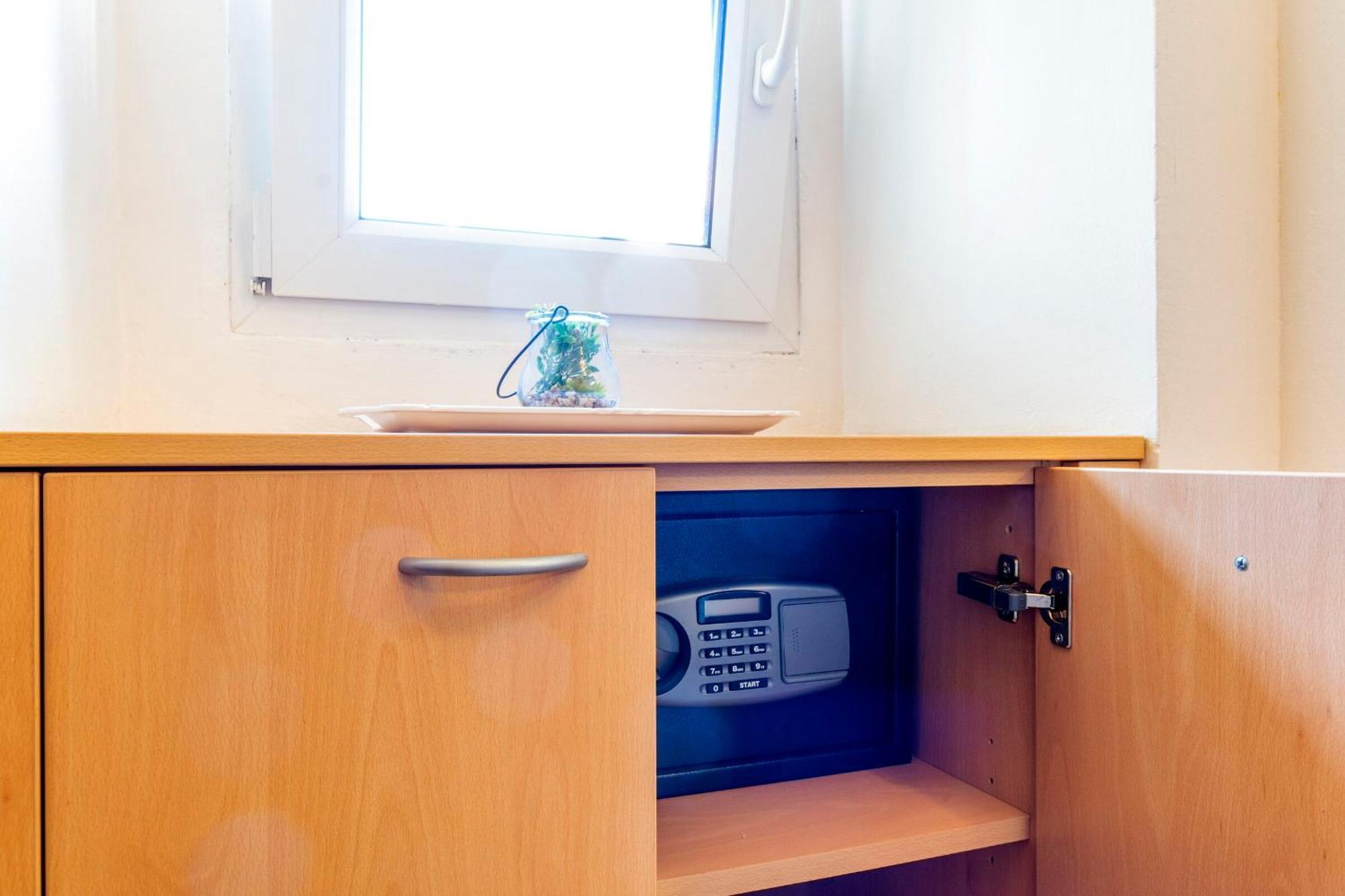 Center With Jacuzzi Apartment