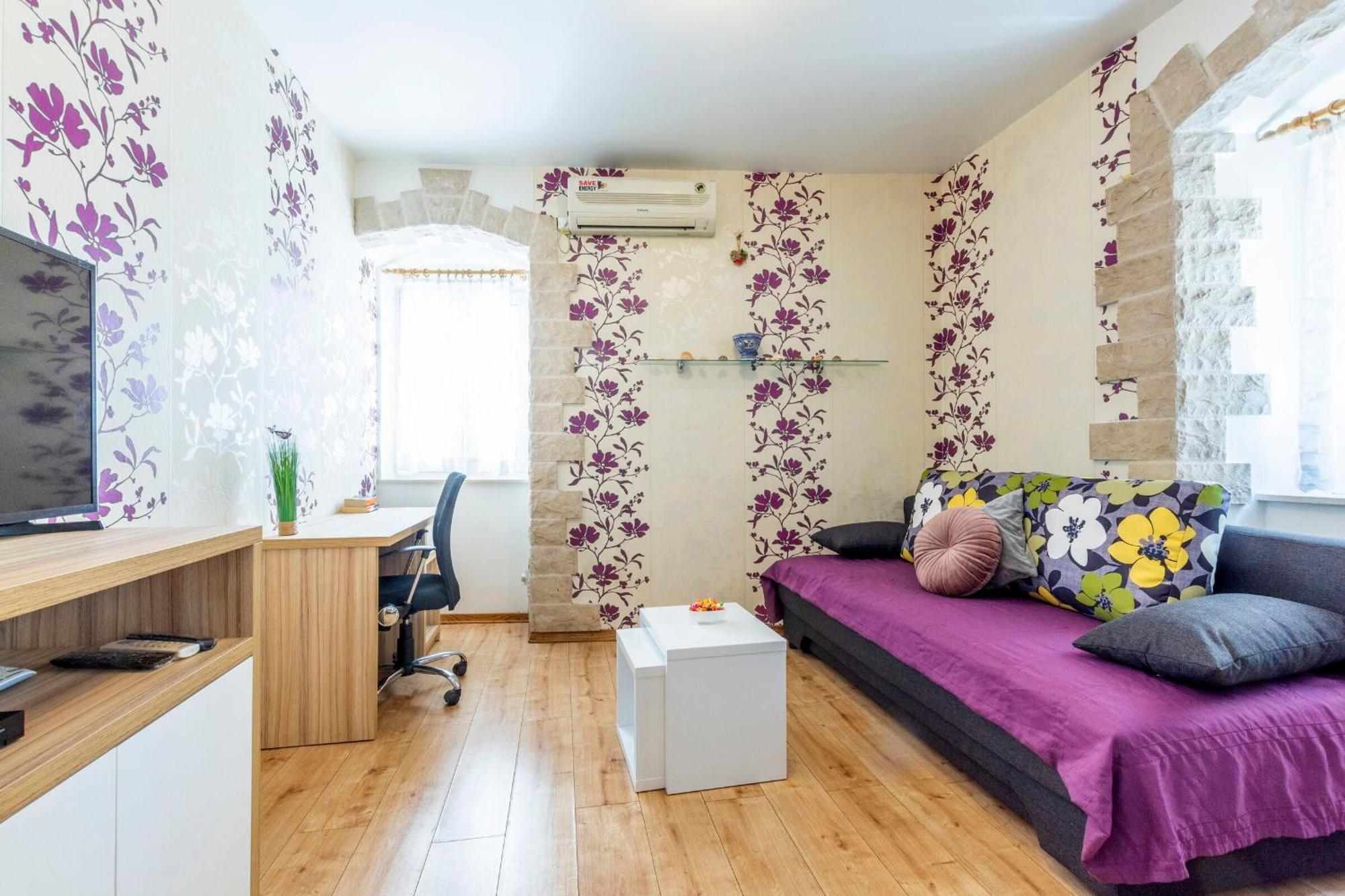 Center With Jacuzzi Apartment *