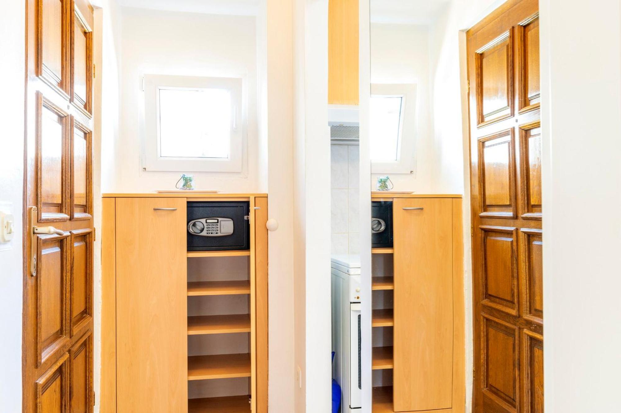 Center With Jacuzzi Apartment